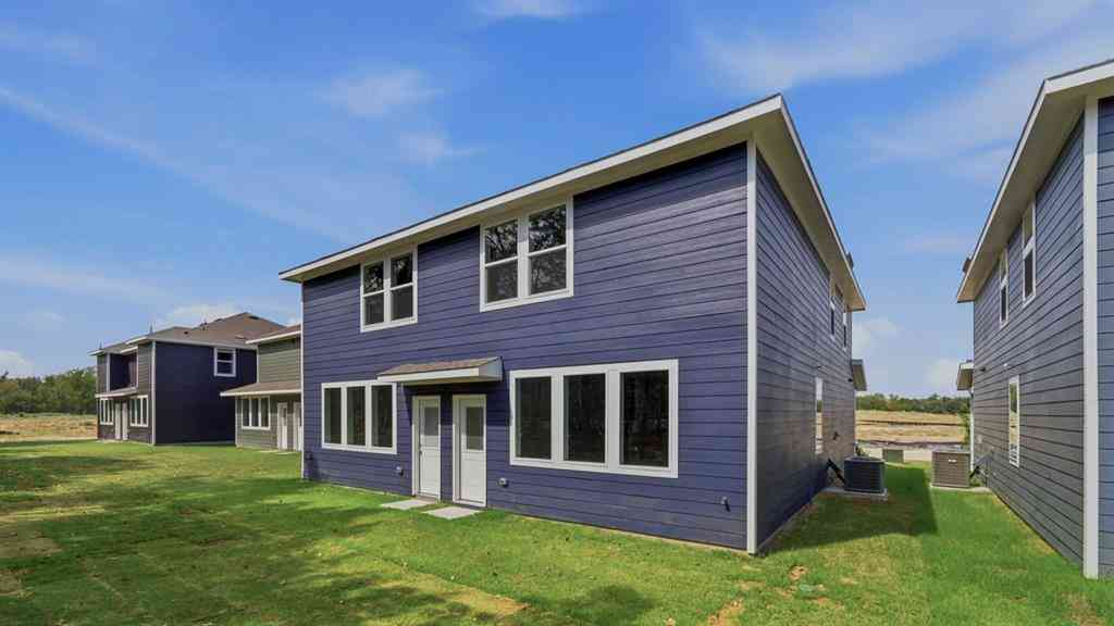 Townhouse For Sale - 752 Stonewood Drive<br/> Hopkins County, Sulphur Springs, TX 75482