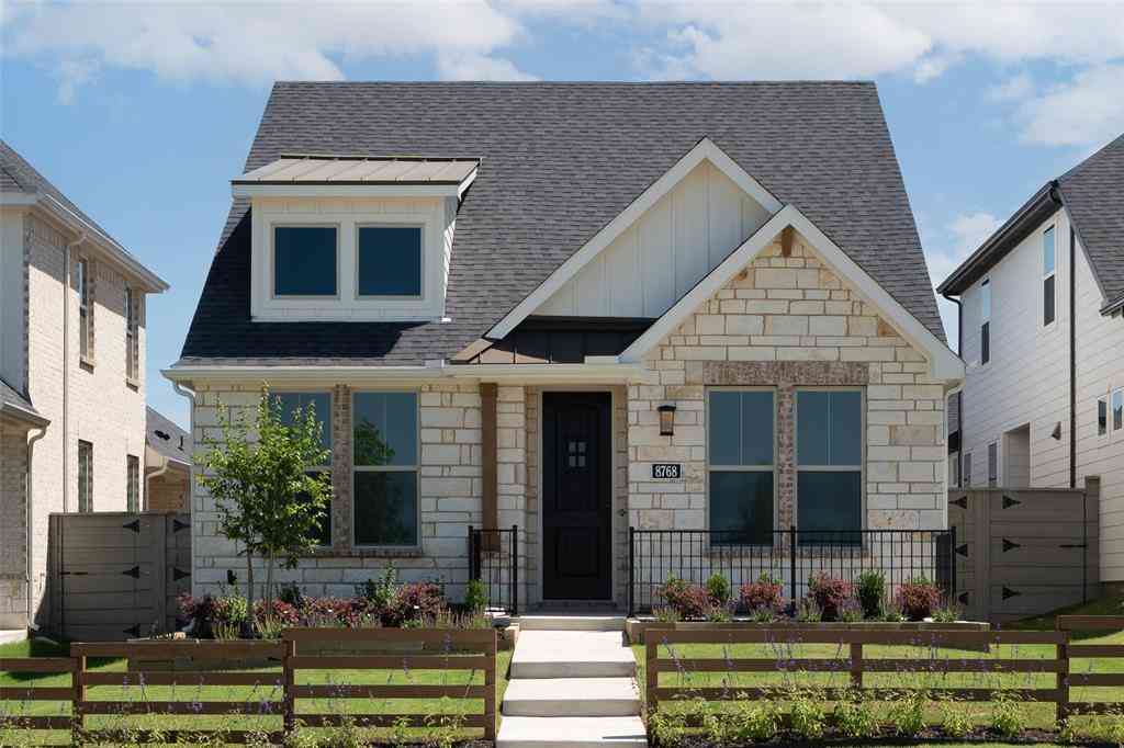Homes For Sale - 8768 Treeline Parkway<br/> Denton County County, Justin, TX 76247