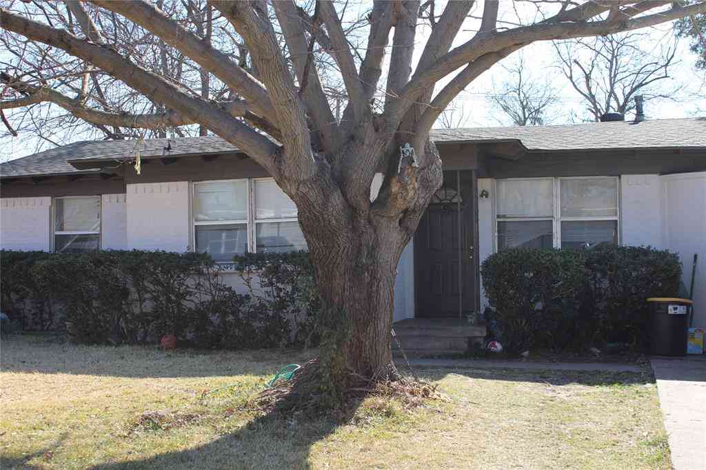 Homes For Sale - 1620 Hillcrest Street<br/> Mesquite, TX 75149
