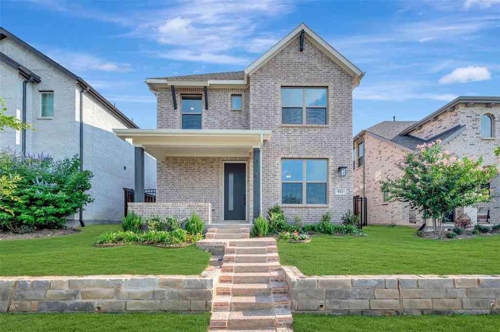 Homes For Sale - 921 Carnation Drive<br/> Crowley, TX 76036