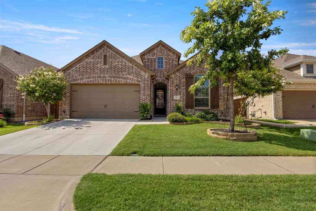 Homes For Sale - 1609 Canter Court<br/> Denton County County, Aubrey, TX 76227