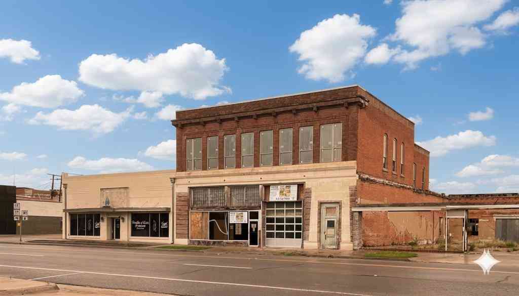 Homes For Sale - 125 S Waco Street #2<br/> Hill County, Hillsboro, TX 76645