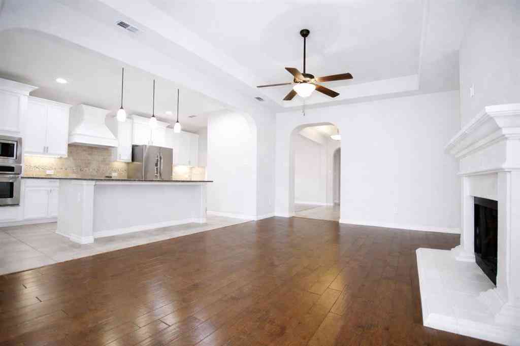 Homes For Sale - 108 Zion Lane<br/> Forney, TX 75126