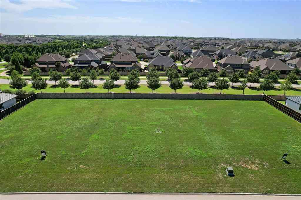 Vacant Land For Sale - 1208 Knoll Crest Drive<br/> Johnson County, Mansfield, TX 76063