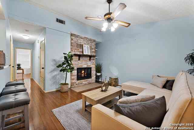 Townhouse For Sale - 60 Oak Villa # F-3<br/> Canyon Lake, TX 78133