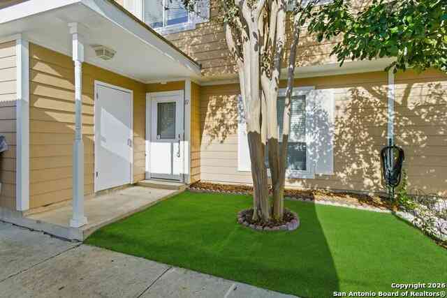 Apartment For Sale - 7322 Oak Manor #19 #19<br/> San Antonio, TX 78229