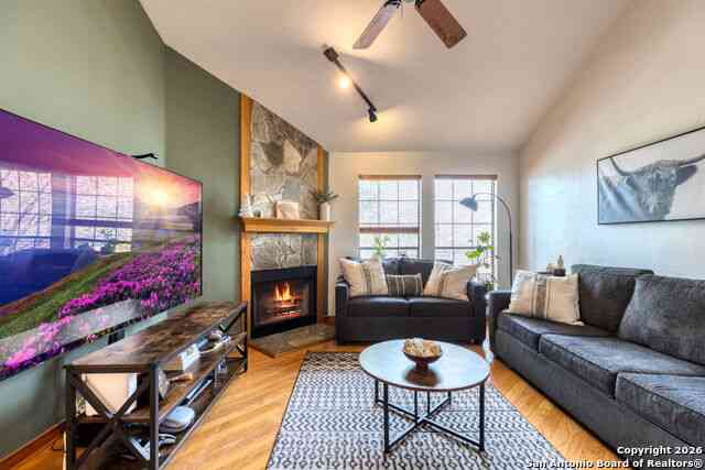 Townhouse For Sale - 8655 Datapoint #506<br/> San Antonio, TX 78229
