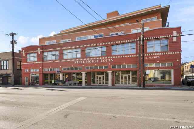Apartment For Sale - 1401 S Flores #215<br/> San Antonio, TX 78204