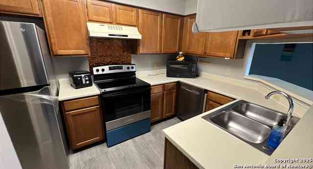 Apartment For Sale - 10955 Wurzbach #903<br/> San Antonio, TX 78230