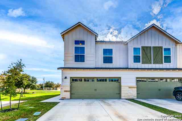Apartment For Sale - 240 Sapphire #402<br/> New Braunfels, TX 78130