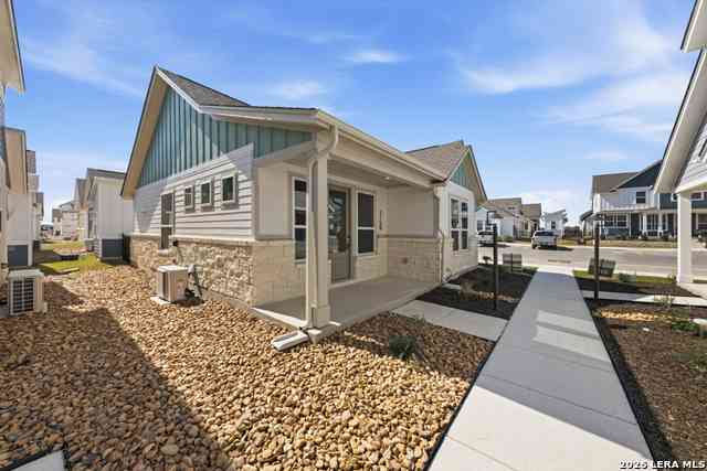 Apartment For Sale - 2150 Hofstaat # 77<br/> New Braunfels, TX 78130