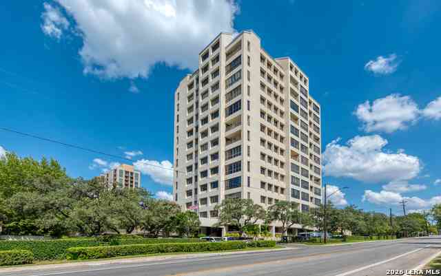 Apartment For Sale - 4001 N New Braunfels #APT 204A<br/> San Antonio, TX 78209