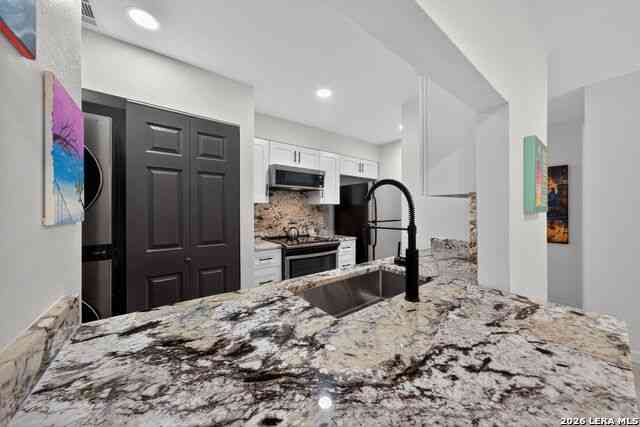 Apartment For Sale - 11520 Huebner #501<br/> San Antonio, TX 78230