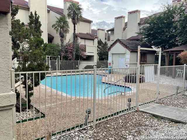 Apartment For Sale - 5322 Medical #E205<br/> San Antonio, TX 78240