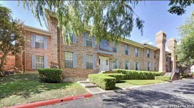 Apartment For Sale - 5359 Fredericksburg Rd #302<br/> San Antonio, TX 78229