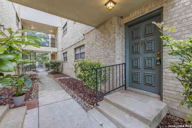 Apartment For Sale - 11843 Braesview #913<br/> San Antonio, TX 78213