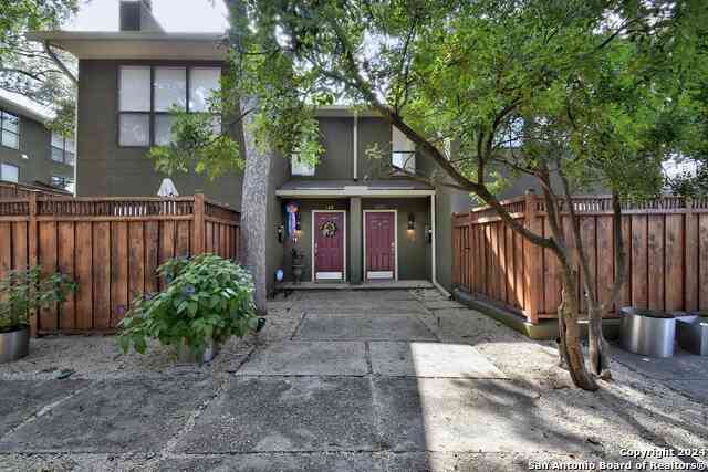 Apartment For Sale - 143 Terrell #1/2<br/> San Antonio, TX 78209