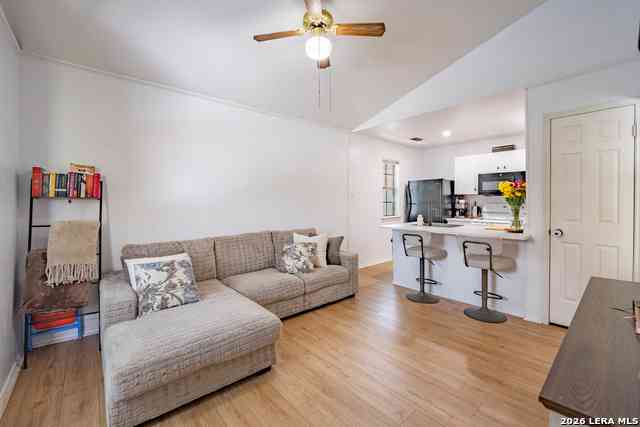 Apartment For Sale - 4803 Hamilton Wolfe #310<br/> San Antonio, TX 78240