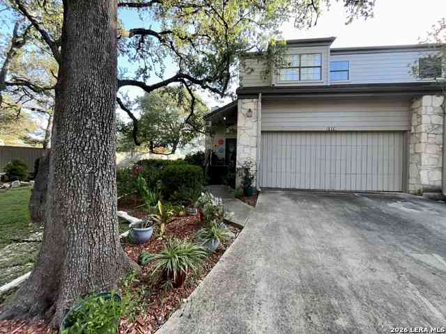 Townhouse For Sale - 1316 Saint Andrews #N/A<br/> San Antonio, TX 78248