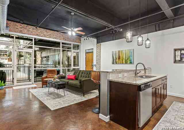 Apartment For Sale - 1339 S Flores St #106<br/> Bexar County, San Antonio, TX 78204