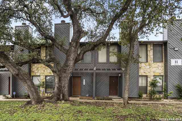 Apartment For Sale - 3843 Barrington #131H<br/> Bexar County, San Antonio, TX 78217