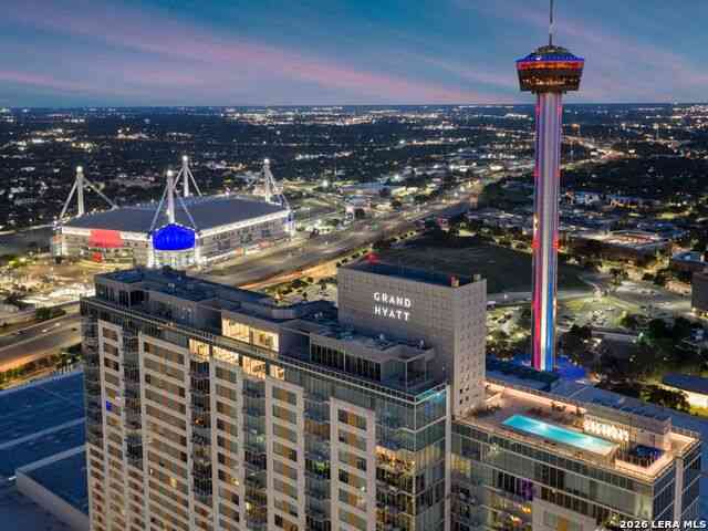 Apartment For Sale - 610 E Market #UNIT 3304<br/> Bexar County, San Antonio, TX 78205