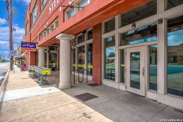 Apartment For Sale - 1401 S Flores #308<br/> Bexar County, San Antonio, TX 78204