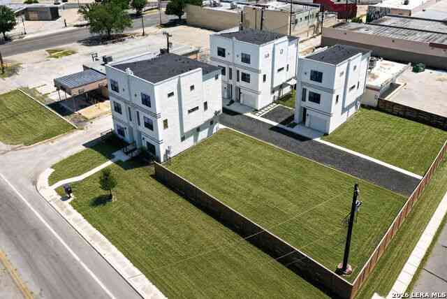 Townhouse For Sale - 3214 N Elmendorf St #102<br/> Bexar County, San Antonio, TX 78201