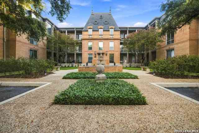 Apartment For Sale - 7709 Broadway #323<br/> Bexar County, San Antonio, TX 78209