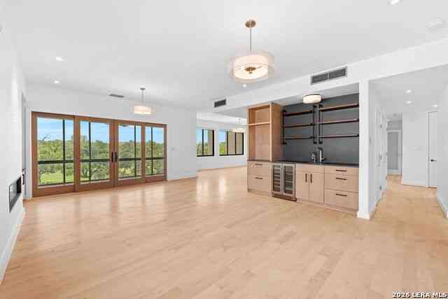 Apartment For Sale - 4001 N New Braunfels #APT 302A<br/> Bexar County, San Antonio, TX 78209
