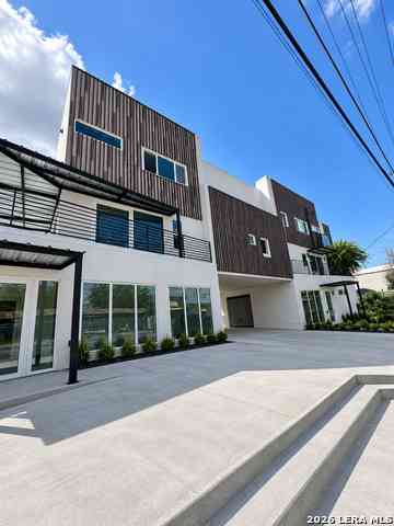 Apartment For Sale - 2619 S Flores St #1<br/> San Antonio, TX 78204