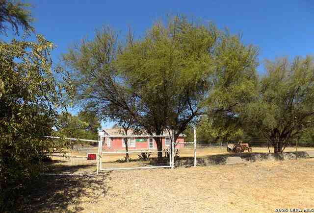 Vacant Land For Sale - 849 Lowe Rd<br/> Maverick County, Quemado, TX 78877