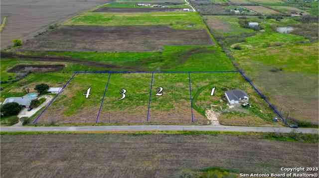Vacant Land For Sale - LOT 3 Partnership Rd<br/> Seguin, TX 78155