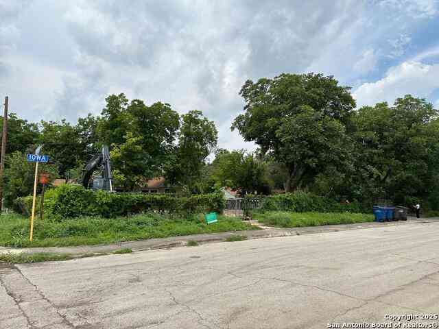 Other For Sale - 2001 Iowa<br/> San Antonio, TX 78203