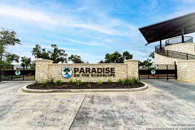 Vacant Land For Sale - 1922 Paradise Parkway<br/> Canyon Lake, TX 78133