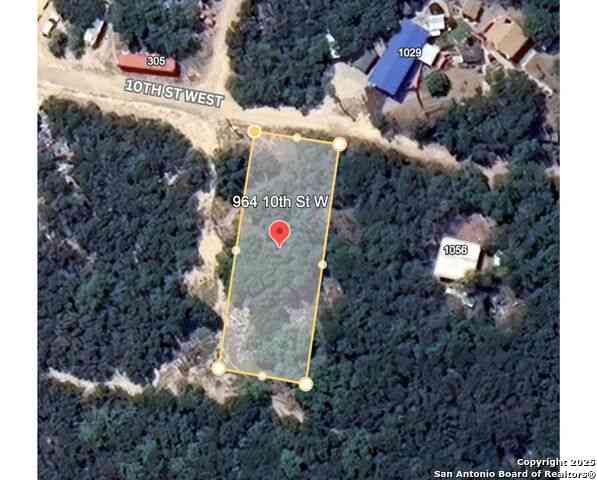 Vacant Land For Sale - 964 10th<br/> Lakehills, TX 78063