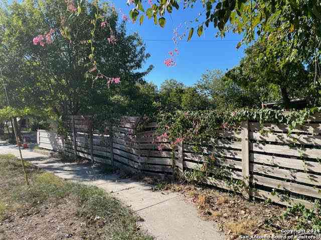 Vacant Land For Sale - 531 Dakota<br/> San Antonio, TX 78203