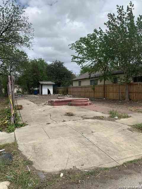 Vacant Land For Sale - 405 Frio City Rd<br/> San Antonio, TX 78207