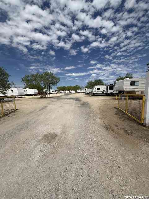 Vacant Land For Sale - 279 Mesquite St<br/> Carrizo Springs, TX 78834