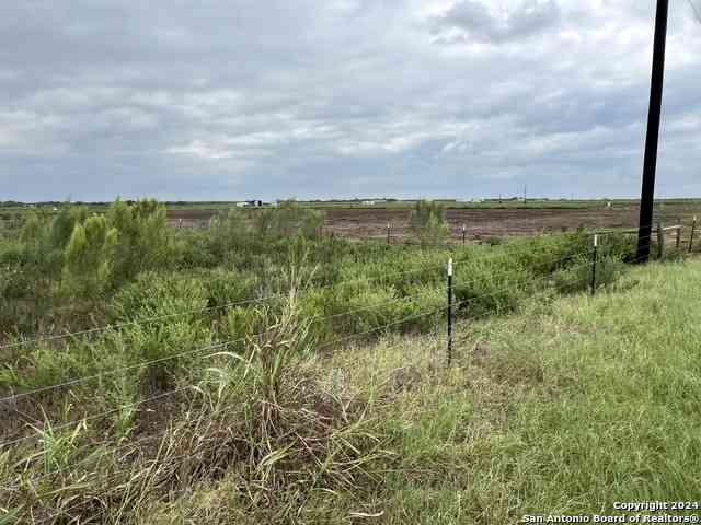 Vacant Land For Sale - 5155 St Hwy 97w<br/> Wilson County, Floresville, TX 78114