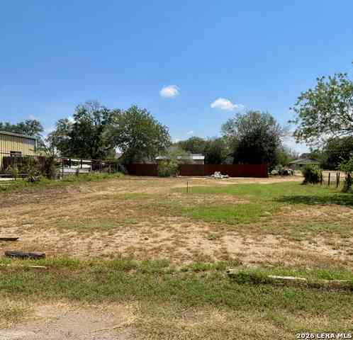 Vacant Land For Sale - 00 Renfro<br/> Devine, TX 78016