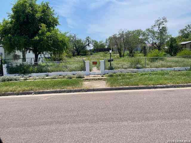 Vacant Land For Sale - 969 Ave D<br/> Eagle Pass, TX 78852