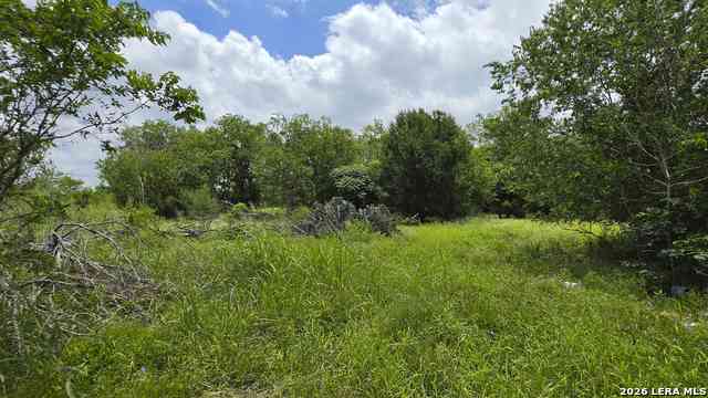 Vacant Land For Sale - 2127 Highway 90 East<br/> Seguin, TX 78155