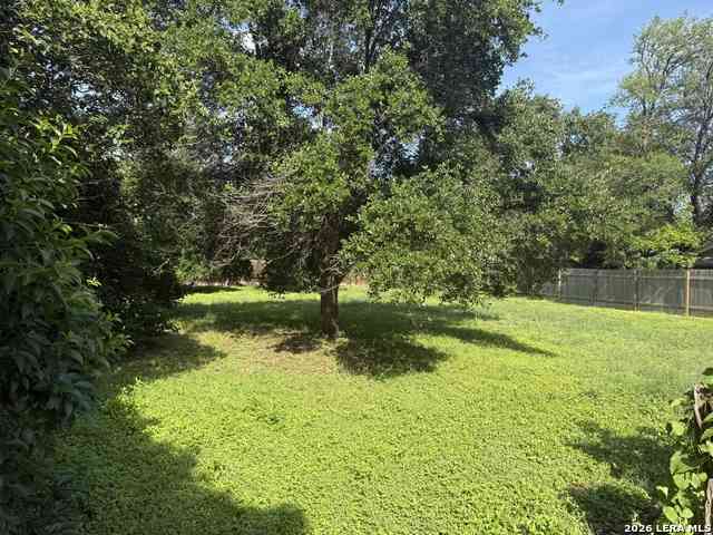 Vacant Land For Sale - 4014 Meadow Ridge St<br/> San Antonio, TX 78210