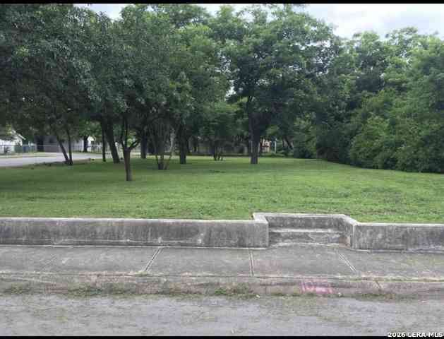 Vacant Land For Sale - 1029 Gladstone<br/> San Antonio, TX 78225