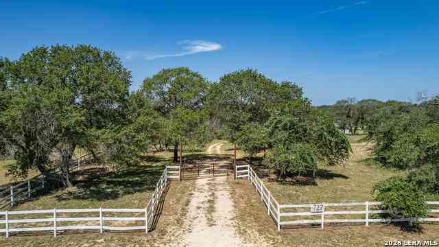 Vacant Land For Sale - 727 Eagle Creek Dr<br/> Floresville, TX 78114