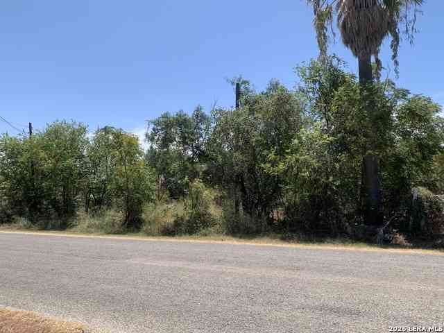 Other For Sale - 00 Cr 6612<br/> Devine, TX 78016