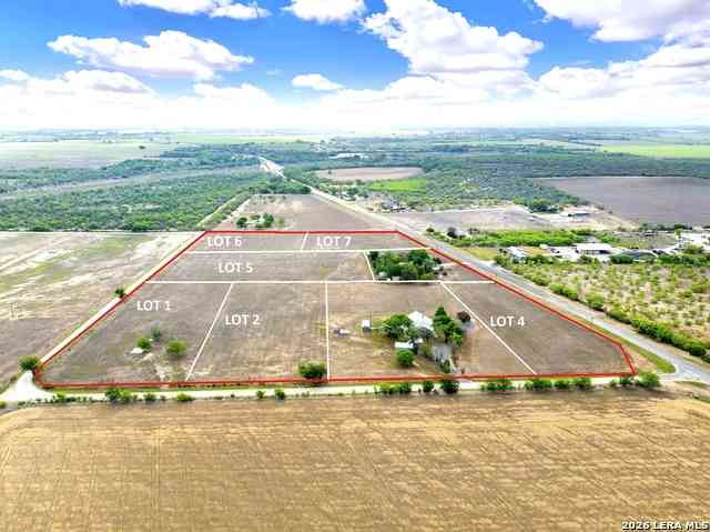 Vacant Land For Sale - LOT 5 Cr 343<br/> Hondo, TX 78861