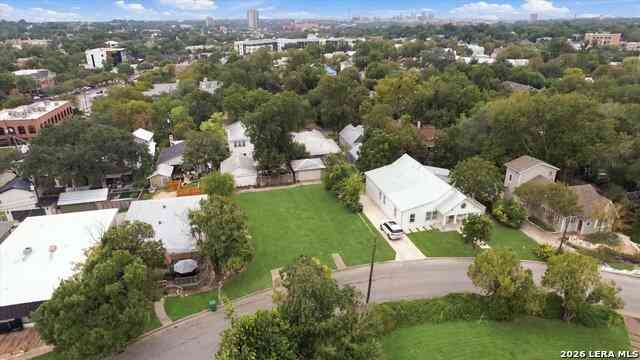 Vacant Land For Sale - 328 Albany St<br/> Bexar County, Alamo Heights, TX 78209