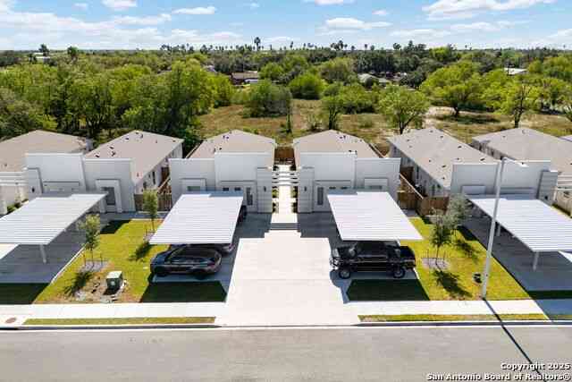 Multifamily For Sale - 810 Starr Street<br/> Hidalgo County, Mercedes, TX 78570